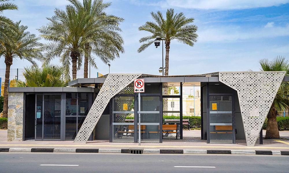 RTA completes 726 bus shelters across Dubai